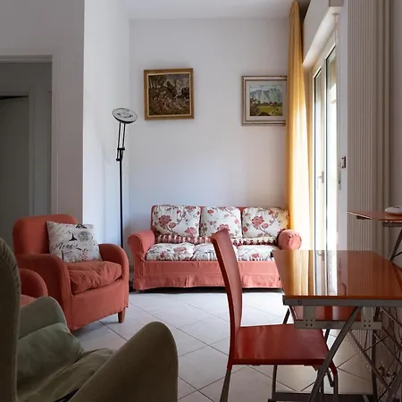 La Casa Di Flora Апартаменты *