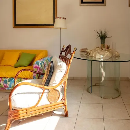 La Casa Di Flora Апартаменты