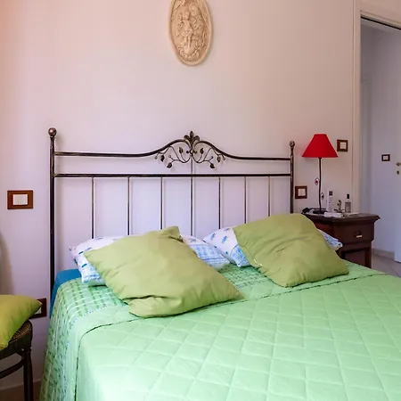 Апартаменты La Casa Di Flora *